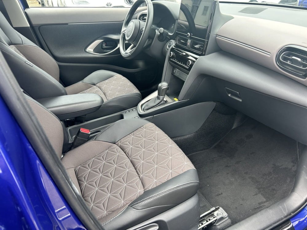 Toyota Yaris Cross usata a Bergamo (7)