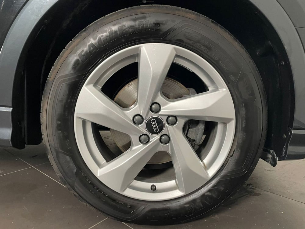 Audi Q3 usata a Taranto (10)