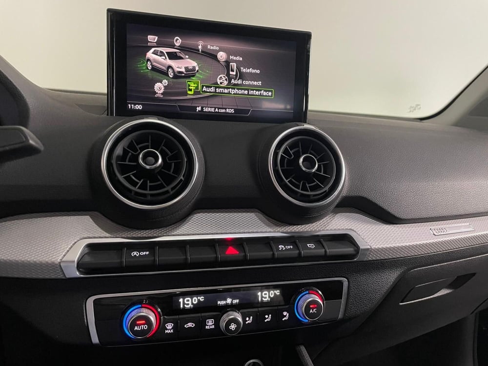 Audi Q2 usata a Taranto (9)