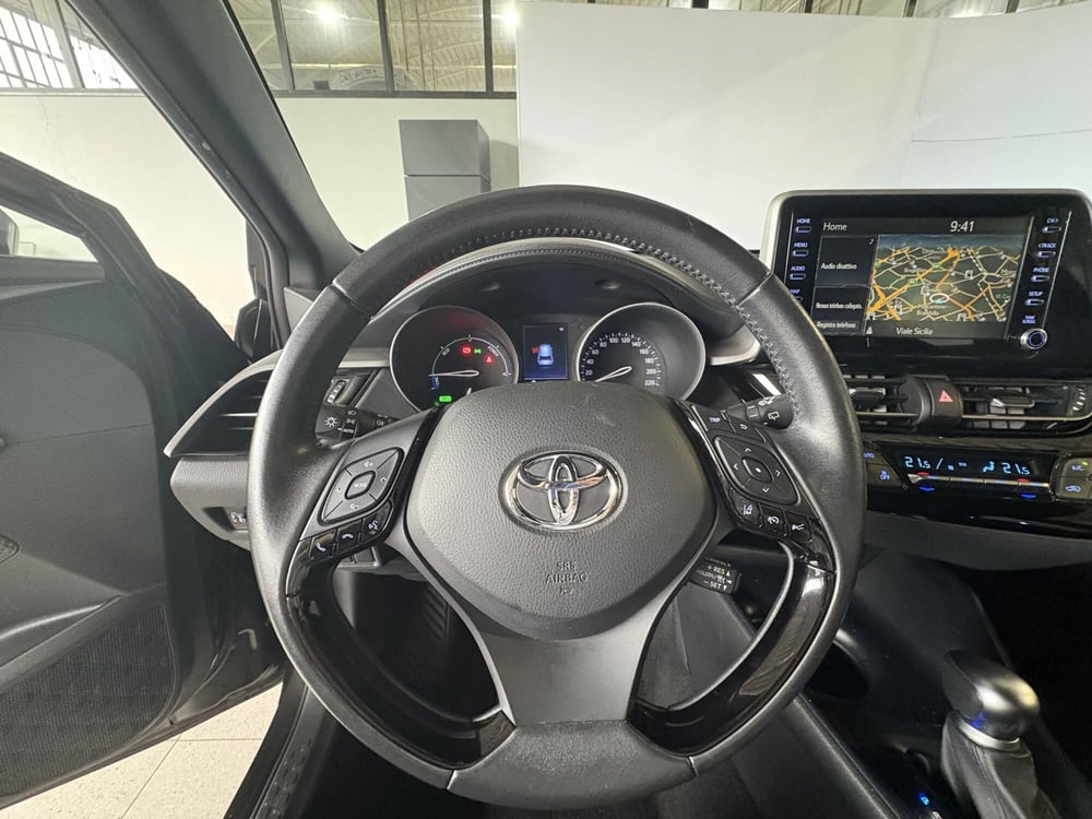 Toyota Toyota C-HR usata a Monza e Brianza (19)