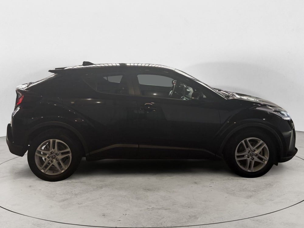 Toyota Toyota C-HR usata a Monza e Brianza (7)