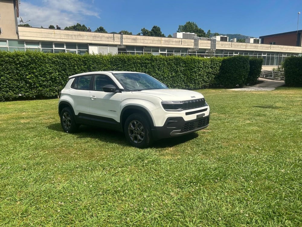 Jeep Avenger nuova a Salerno (2)