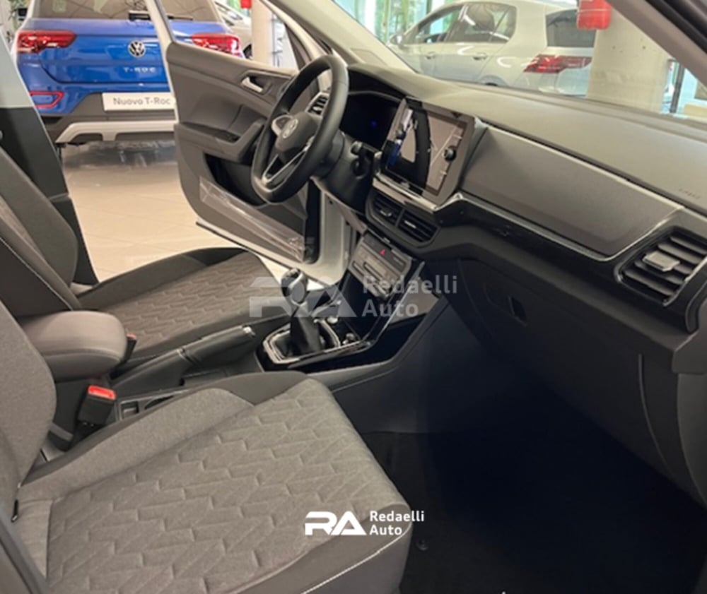 Volkswagen T-Cross nuova a Lecco (10)