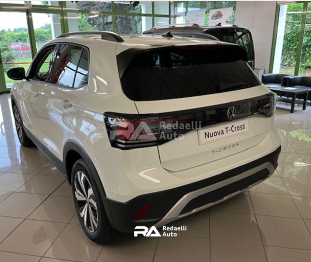 Volkswagen T-Cross nuova a Lecco (5)