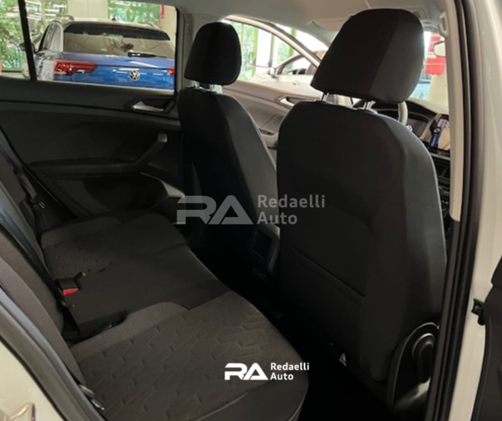Volkswagen T-Cross nuova a Lecco (9)