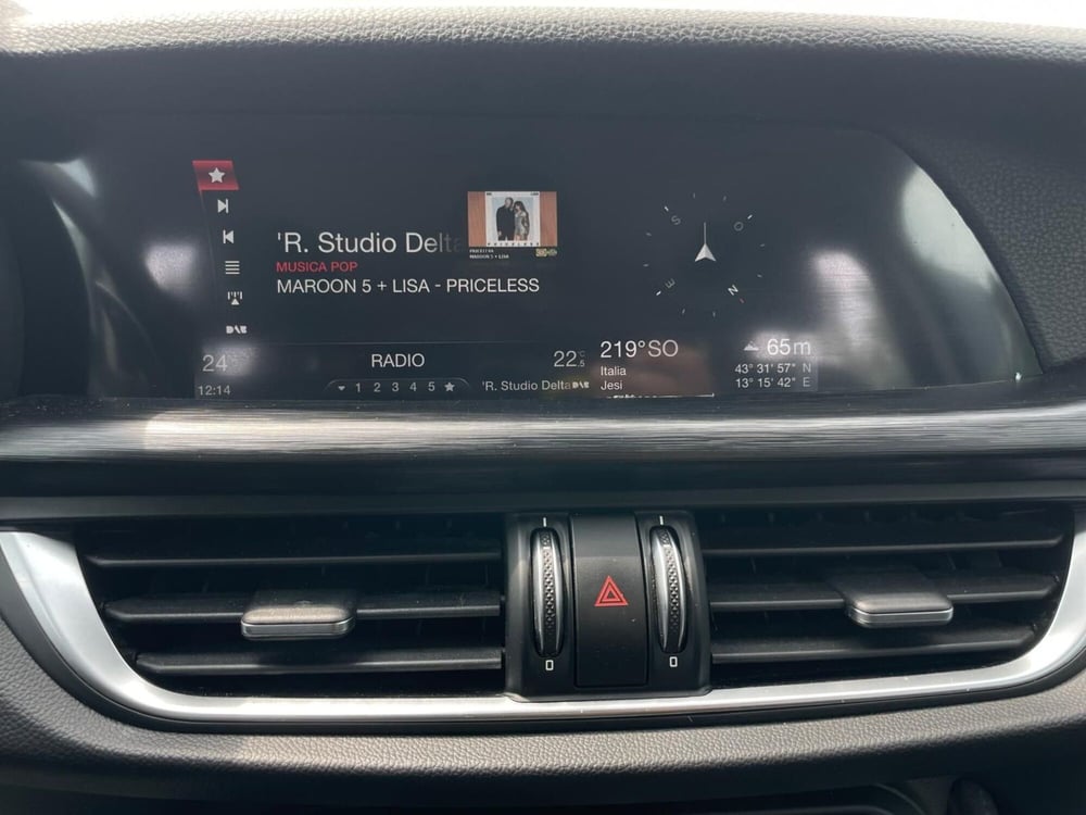 Alfa Romeo Stelvio usata a Ancona (15)