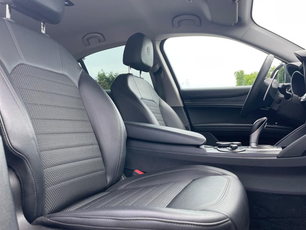 Alfa Romeo Stelvio usata a Ancona (17)