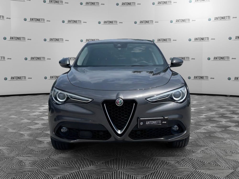 Alfa Romeo Stelvio usata a Ancona (2)