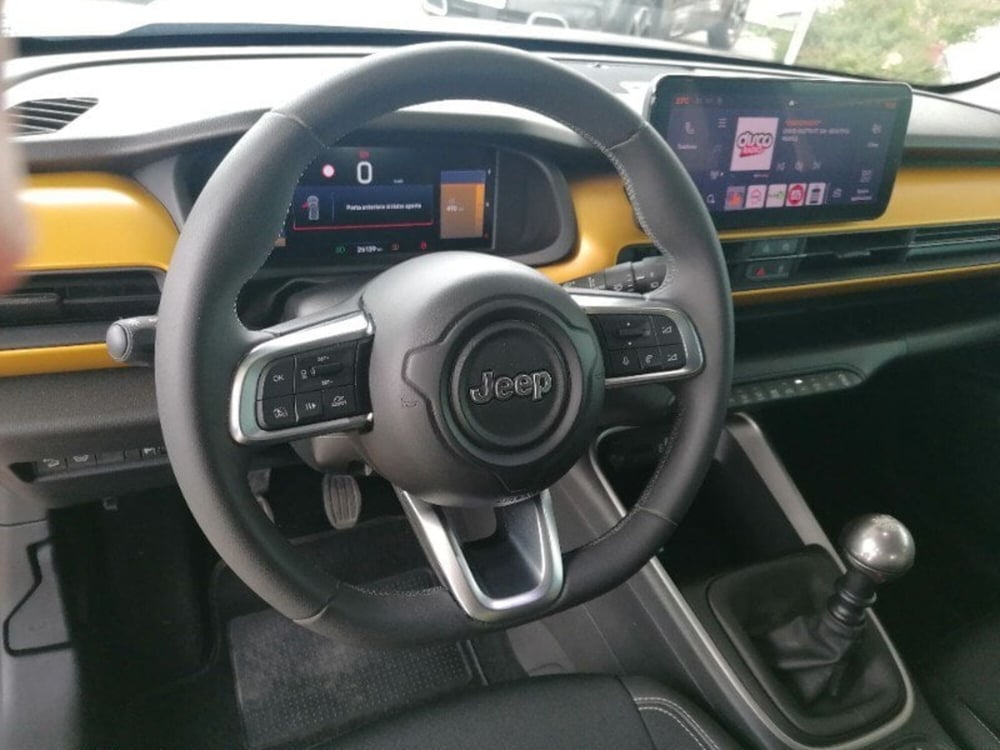 Jeep Avenger usata a Milano (12)