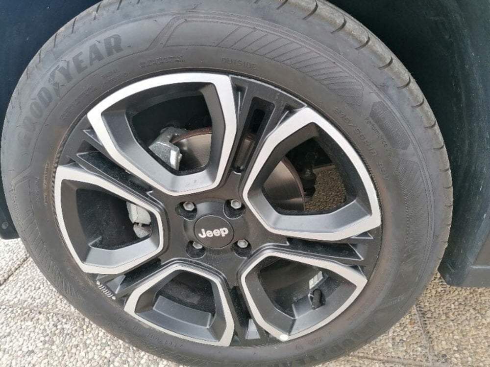 Jeep Avenger usata a Milano (7)
