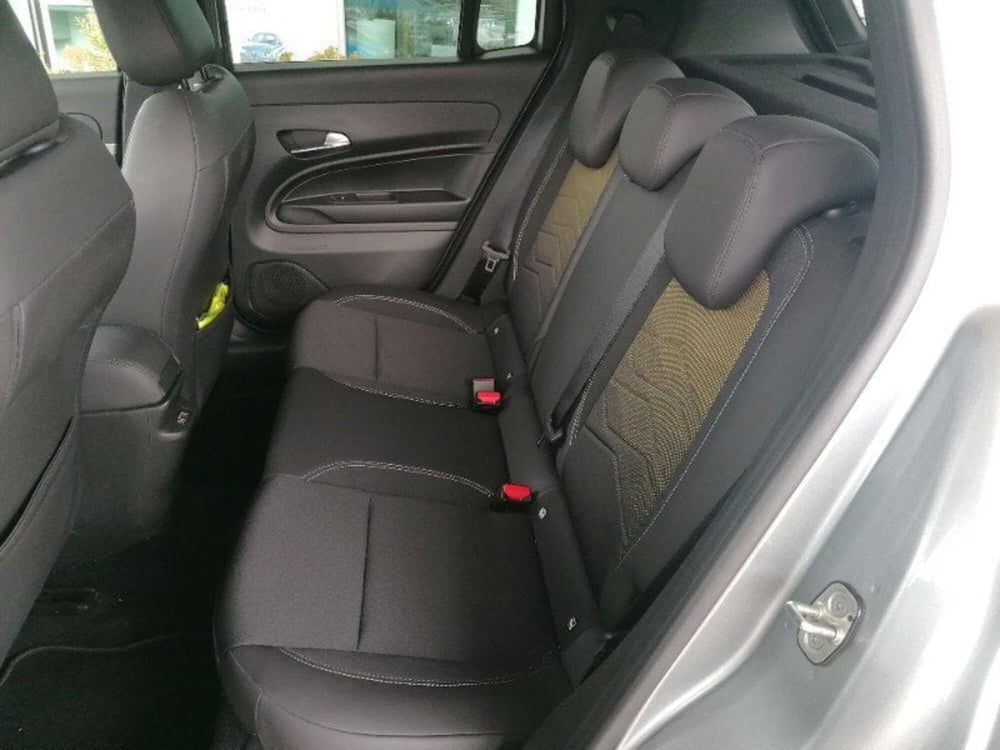 Jeep Avenger usata a Milano (9)