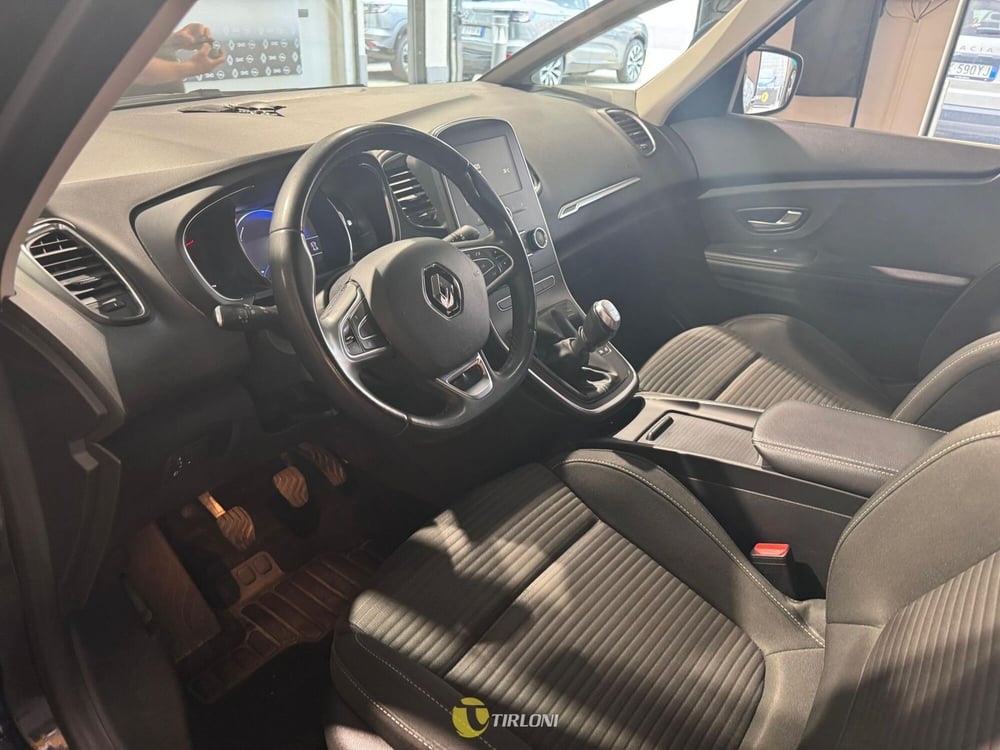 Renault Grand Scénic usata a Milano (11)