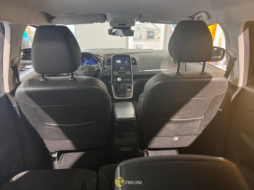 Renault Grand Scénic usata a Milano (16)