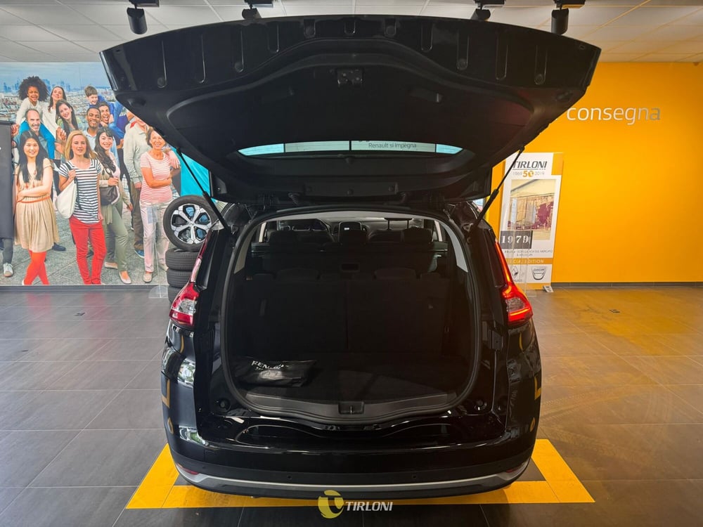 Renault Grand Scénic usata a Milano (8)