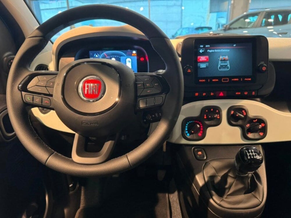 Fiat Panda Cross nuova a Lecco (11)