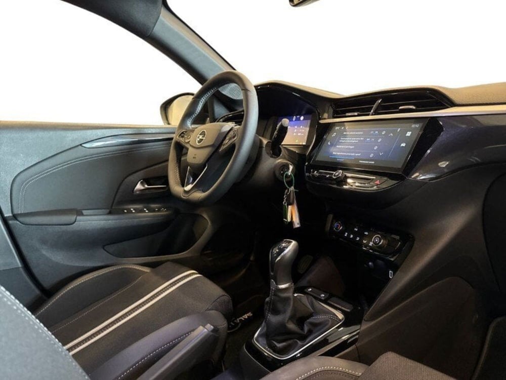 Opel Corsa nuova a Lecco (13)