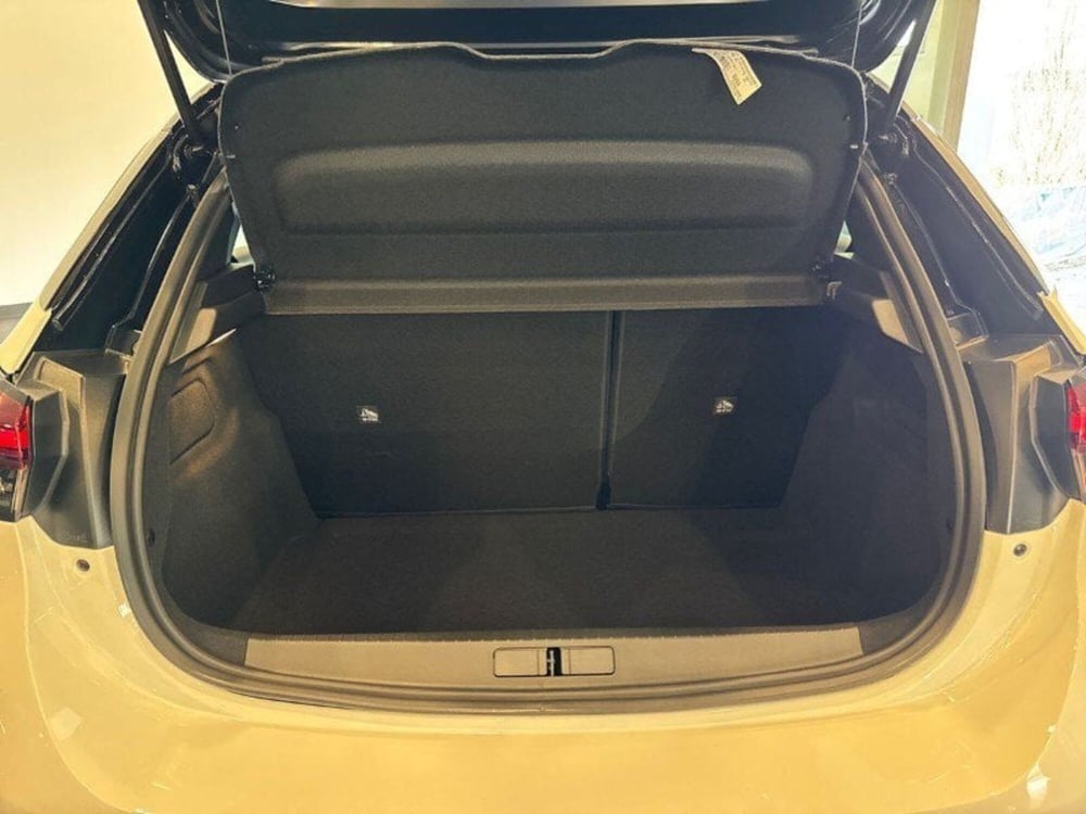 Opel Corsa nuova a Lecco (7)