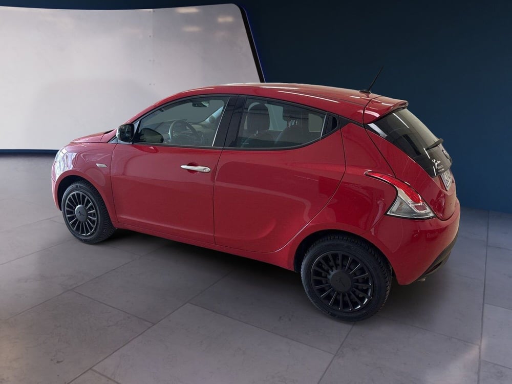 Lancia Ypsilon usata a Arezzo (3)
