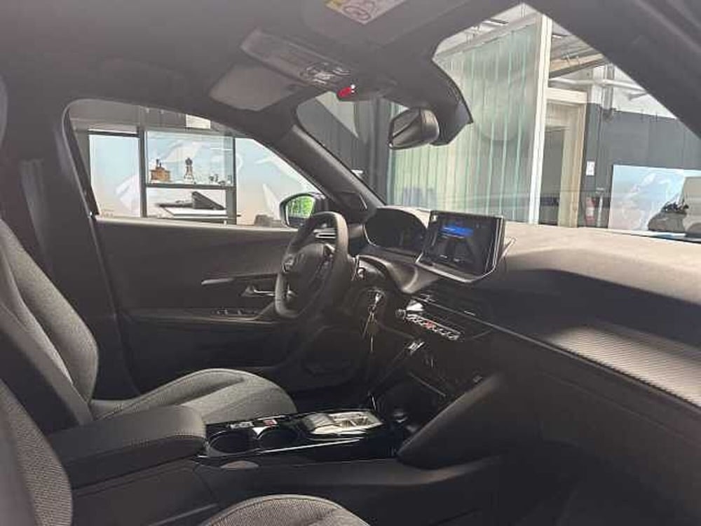 Peugeot 2008 nuova a Ravenna (8)