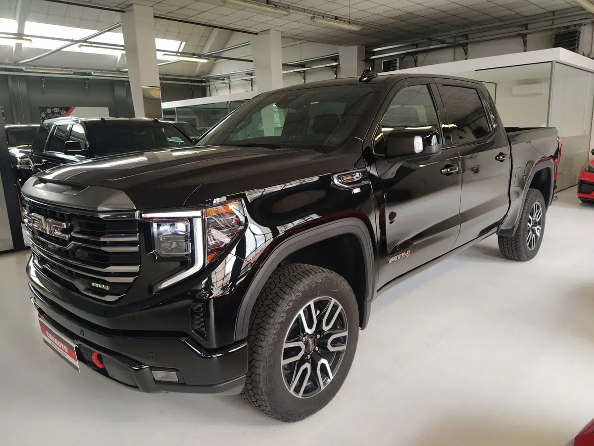 GMC Sierra nuova a Monza e Brianza