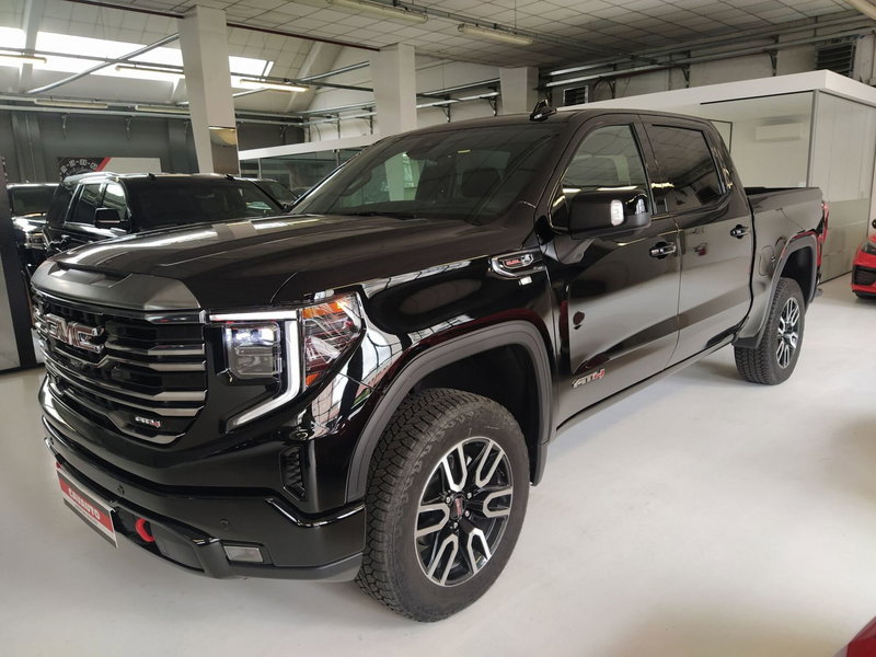 GMC Sierra nuova a Monza e Brianza