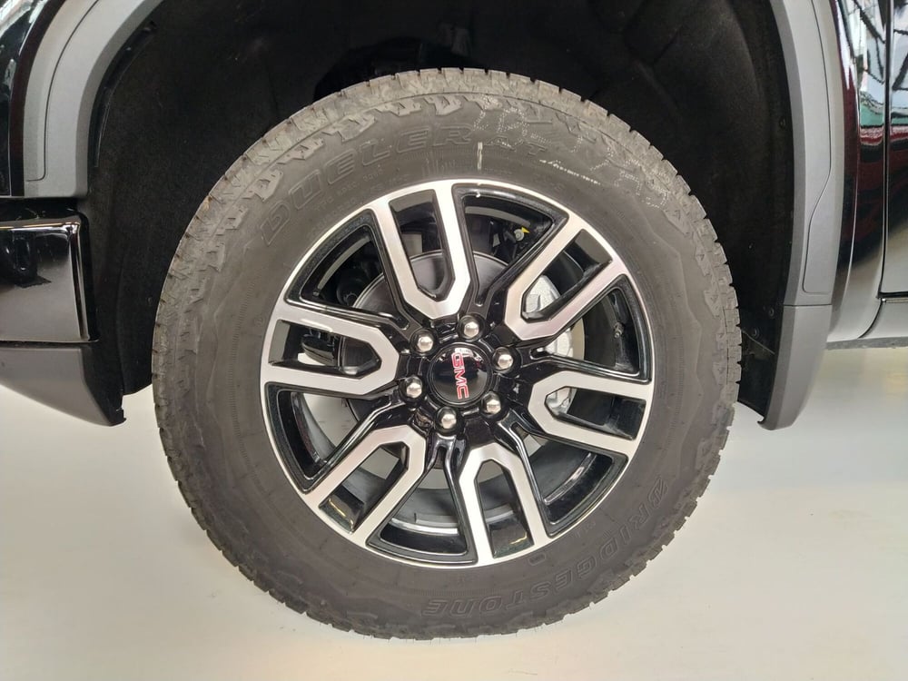 GMC Sierra nuova a Monza e Brianza (11)