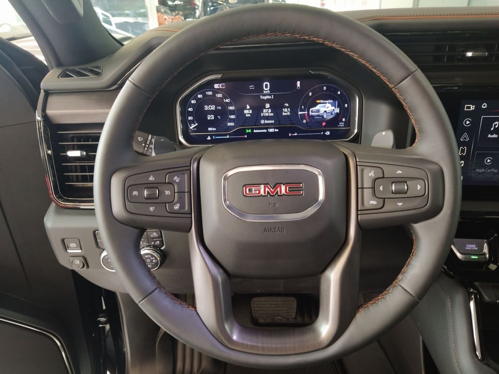 GMC Sierra nuova a Monza e Brianza (12)