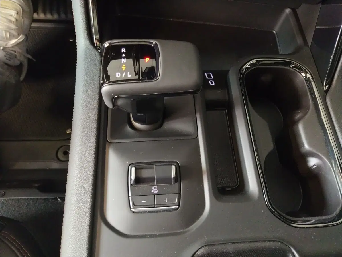 GMC Sierra nuova a Monza e Brianza (13)