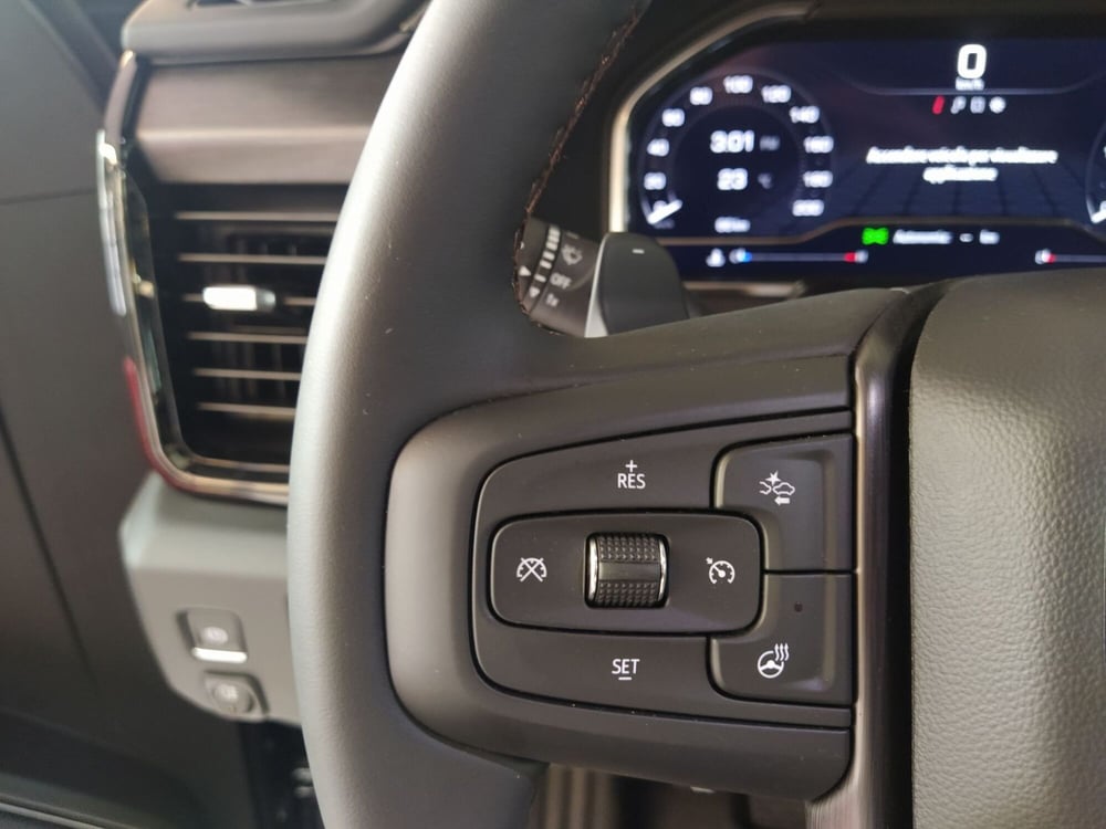 GMC Sierra nuova a Monza e Brianza (14)