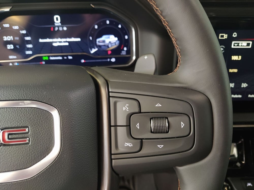 GMC Sierra nuova a Monza e Brianza (15)
