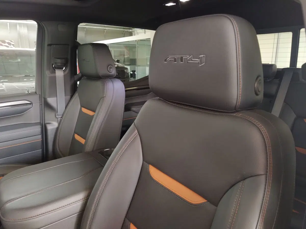 GMC Sierra nuova a Monza e Brianza (19)