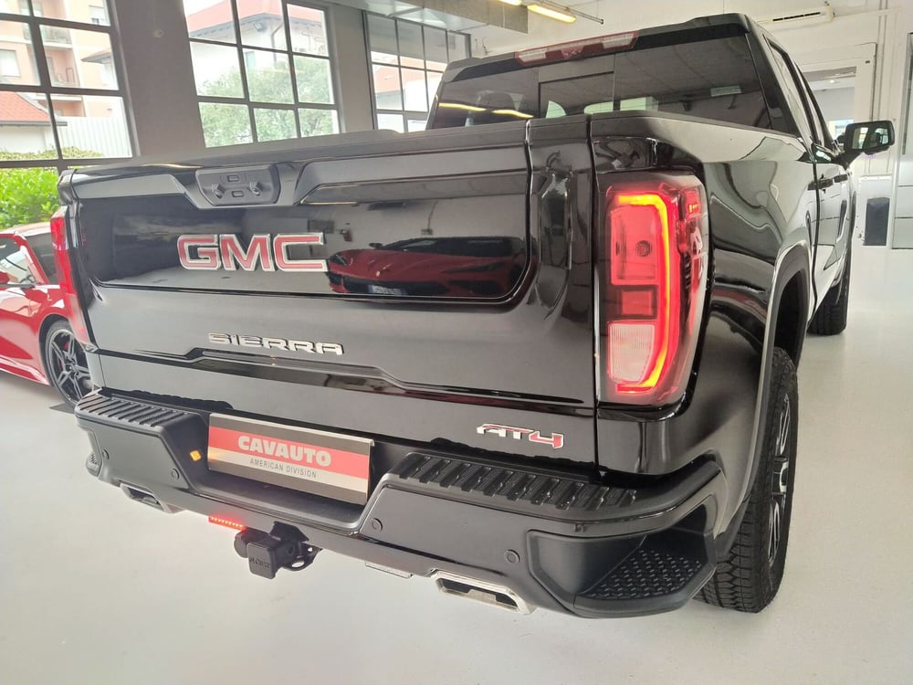 GMC Sierra nuova a Monza e Brianza (8)