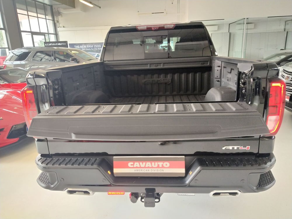 GMC Sierra nuova a Monza e Brianza (9)