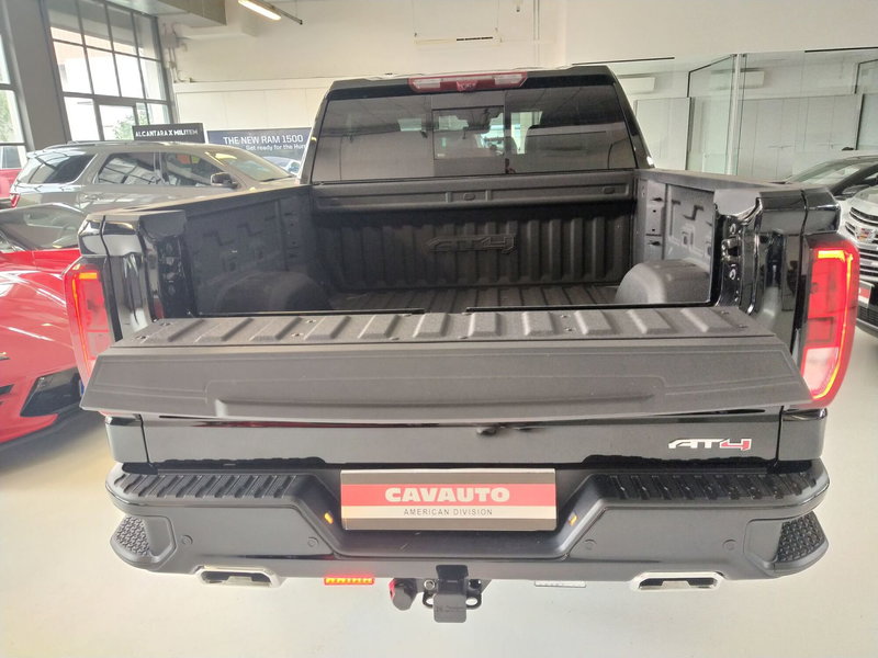 GMC Sierra nuova a Monza e Brianza (9)