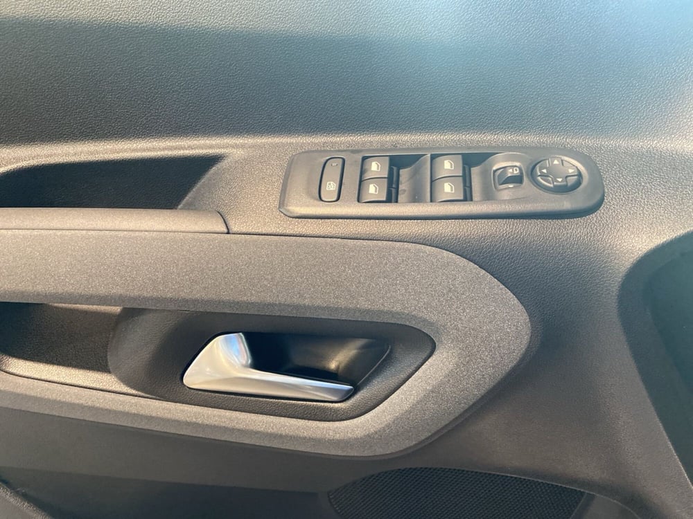 Peugeot Rifter nuova a Vicenza (15)