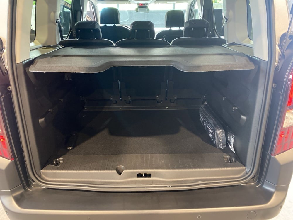 Peugeot Rifter nuova a Vicenza (17)