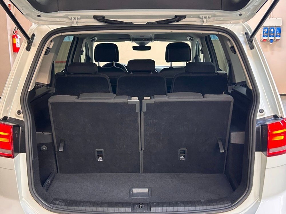 Volkswagen Touran usata a Verona (12)