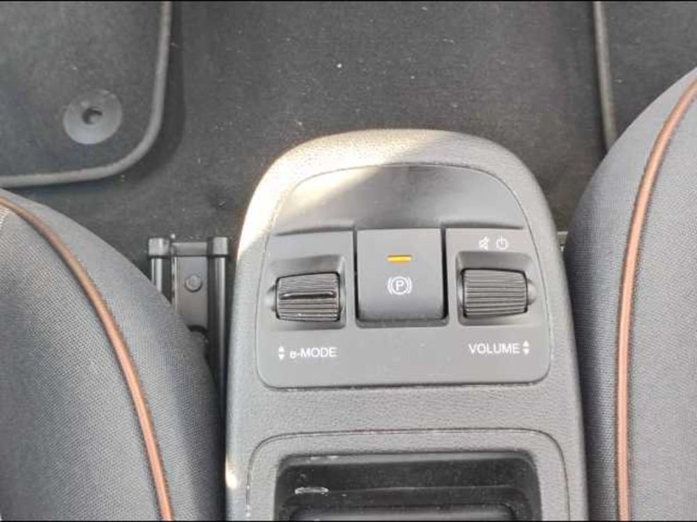 Fiat 500e usata a Roma (13)