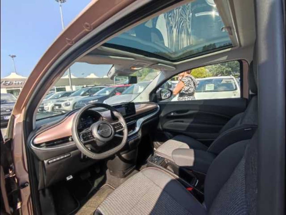 Fiat 500e usata a Roma (8)