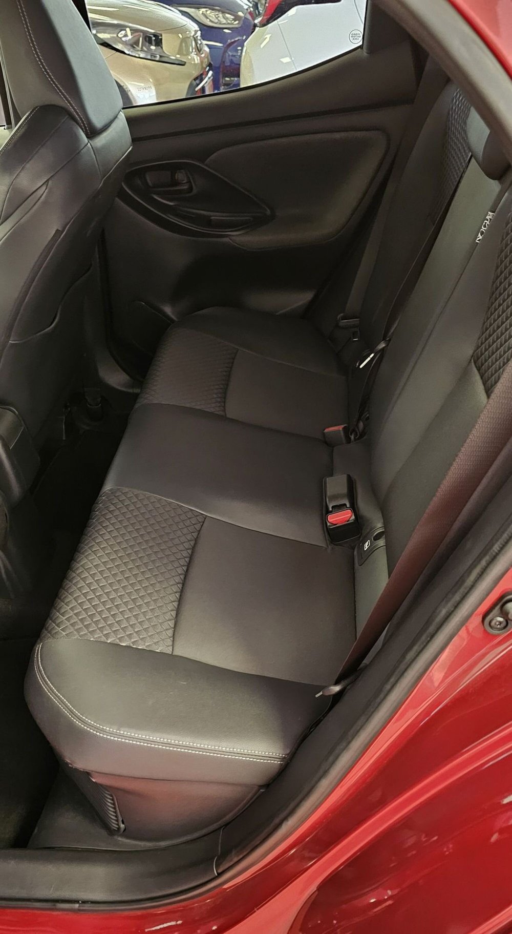 Toyota Yaris usata a Messina (8)