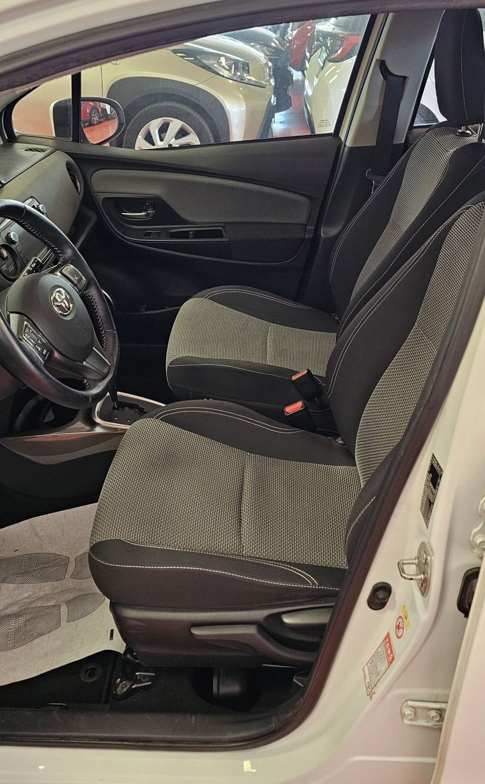 Toyota Yaris usata a Messina (7)