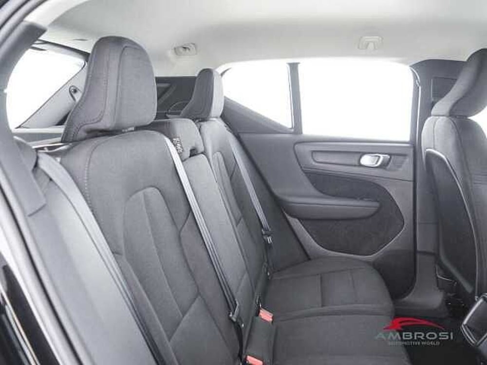 Volvo XC40 usata a Perugia (11)