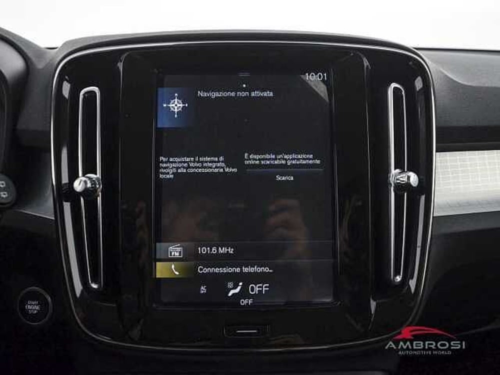 Volvo XC40 usata a Perugia (16)