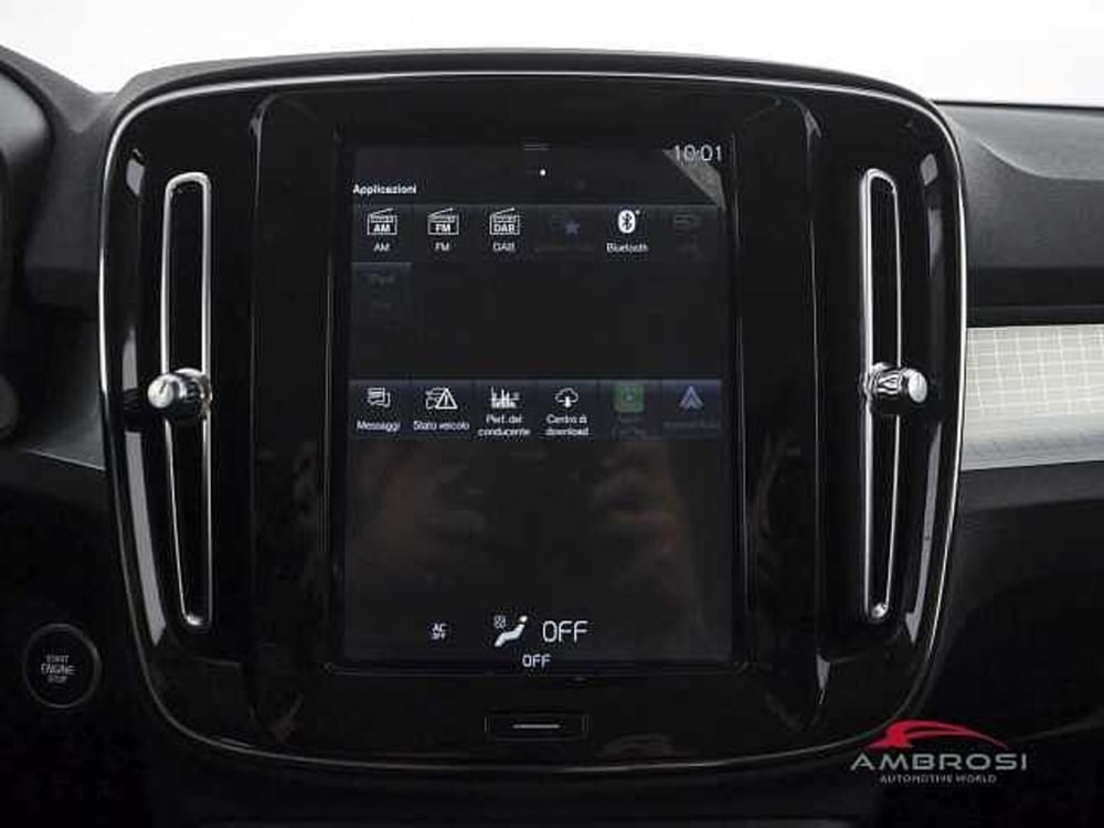 Volvo XC40 usata a Perugia (18)