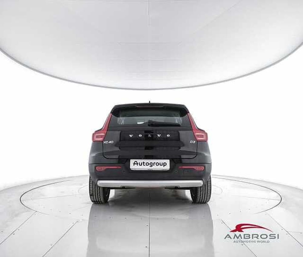 Volvo XC40 usata a Perugia (6)