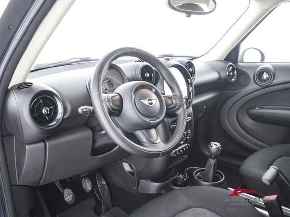MINI Mini Countryman usata a Perugia (8)