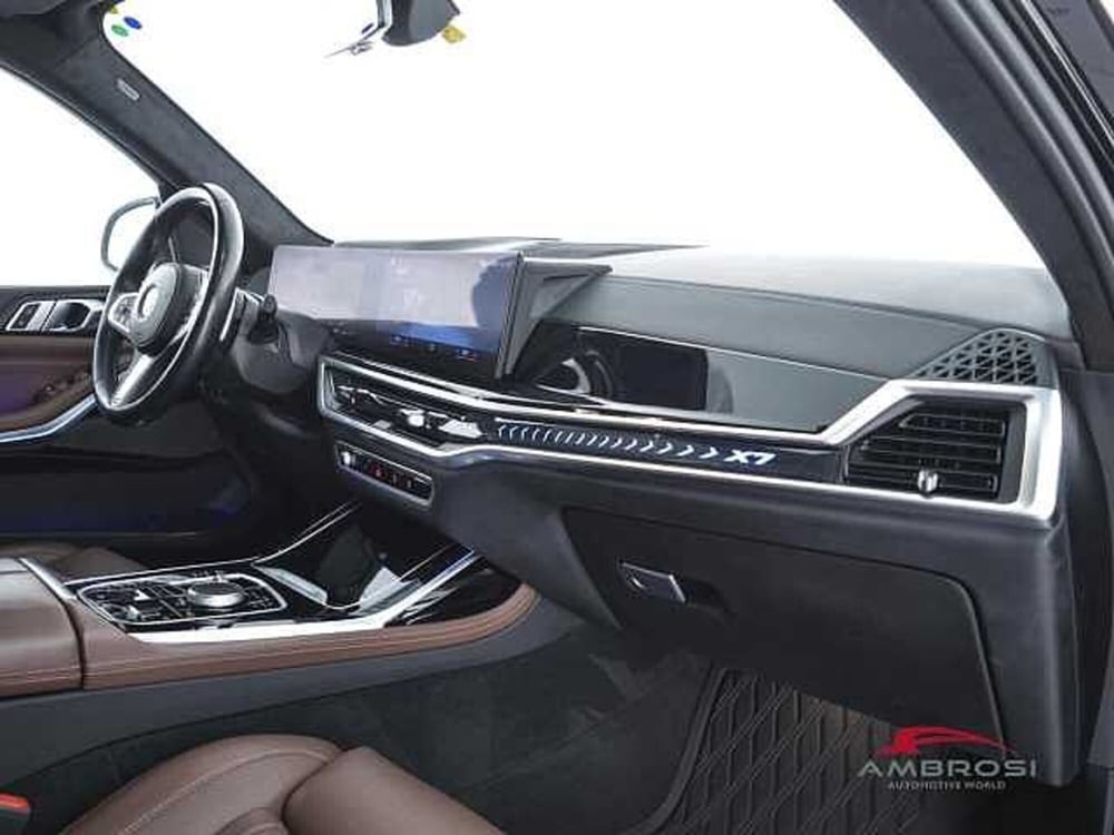 BMW X7 usata a Perugia (14)