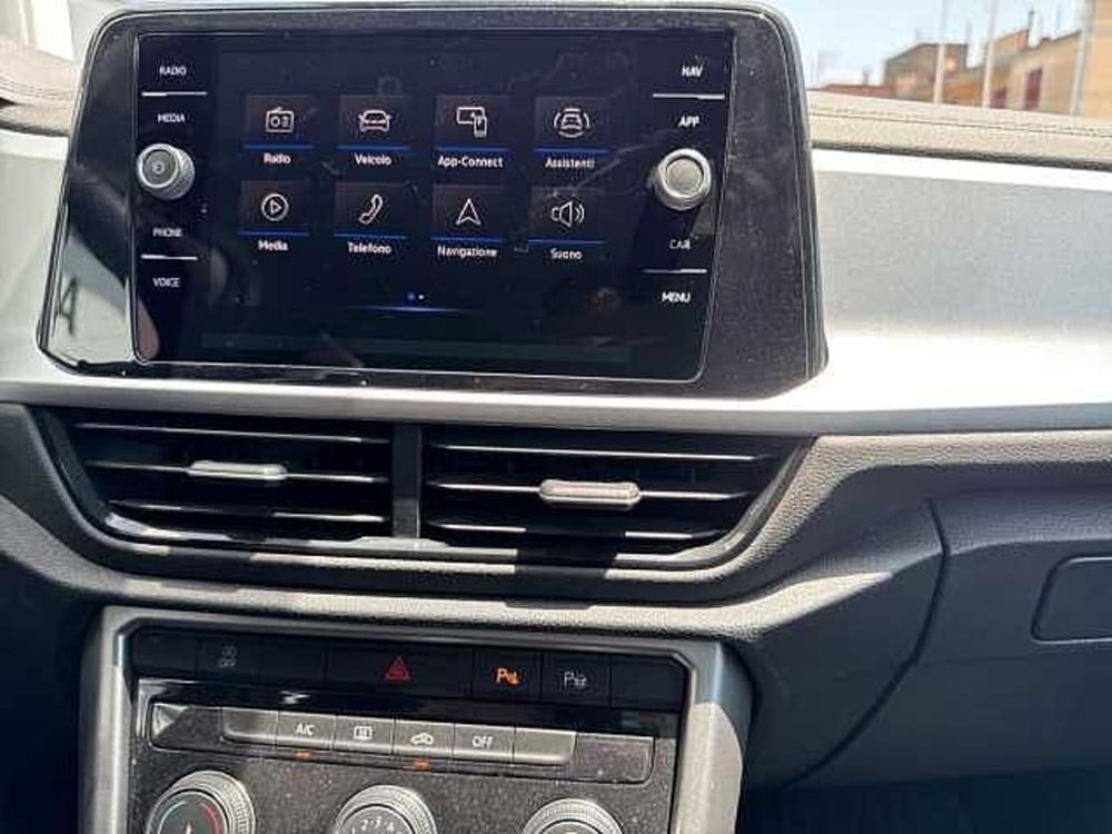 Volkswagen T-Roc usata a Napoli (12)