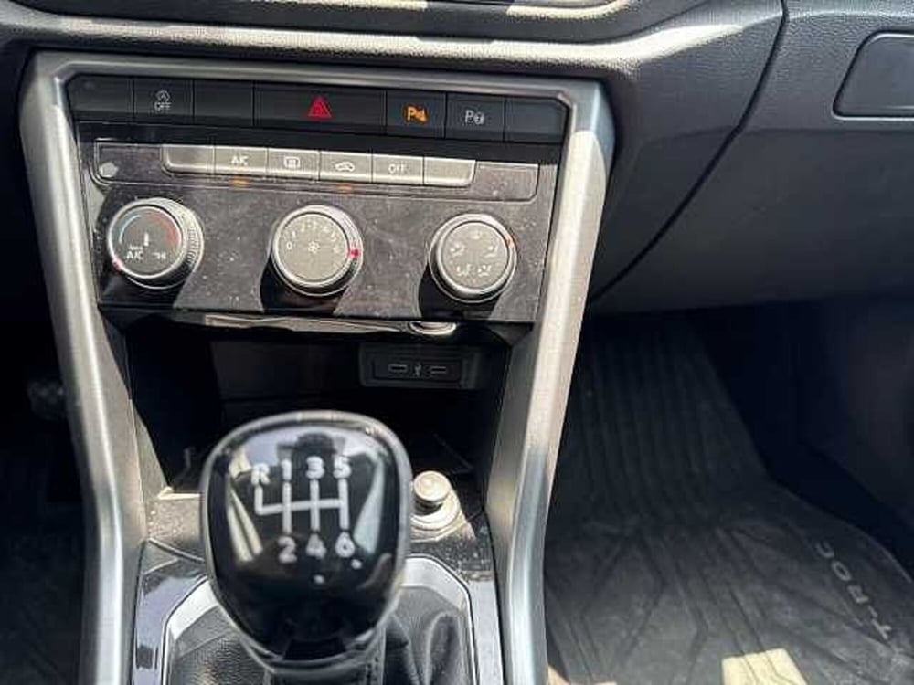 Volkswagen T-Roc usata a Napoli (16)
