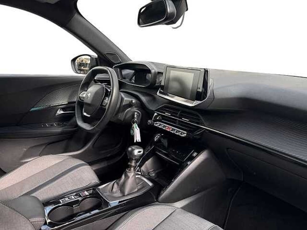 Peugeot 2008 usata a Napoli (12)